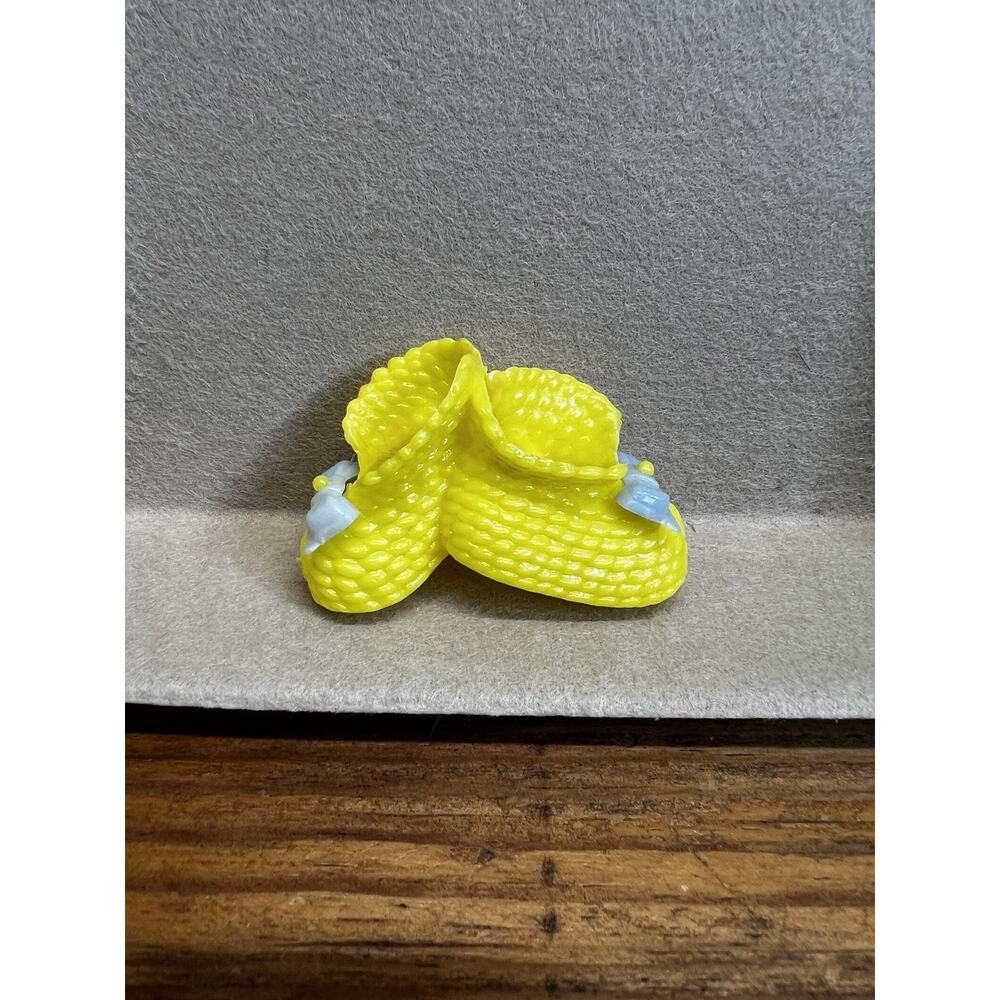 Vintage Baby Crib Shoes Yellow Plastic Nursery Keepsake Hanging Decoration